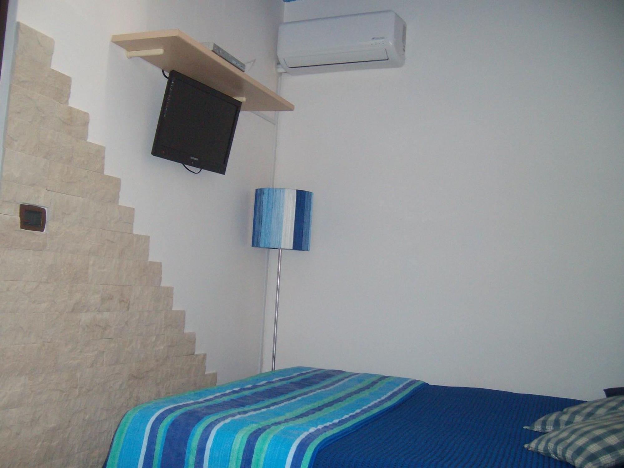 Singola -sole-luna-casavilladusoleil Holiday home *