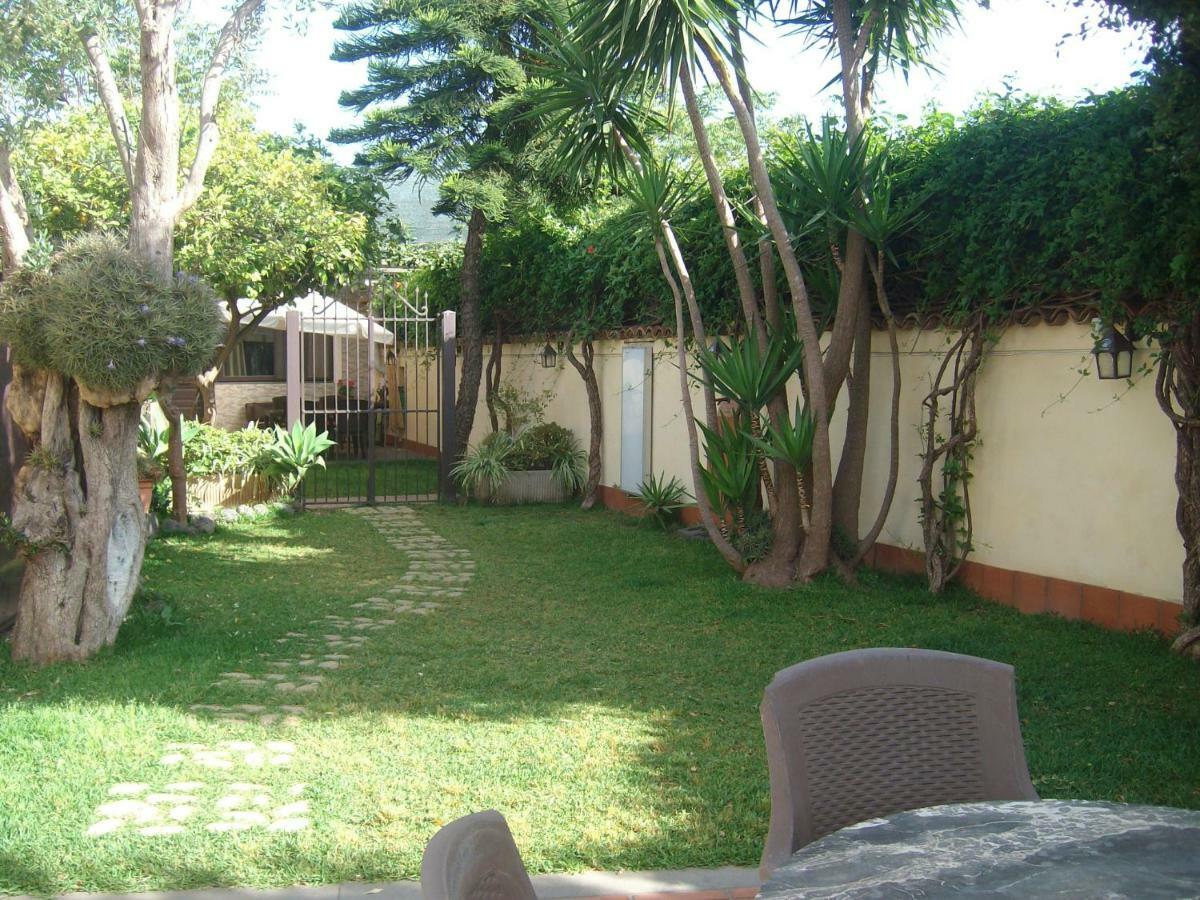 Singola -sole-luna-casavilladusoleil Holiday home *